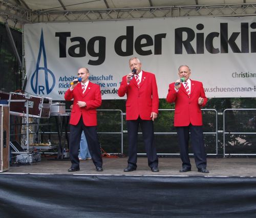 Die Beeke-Sänger Die Beeke-Sänger: Rafael Kühn, Jürgen Scheele und Heinz Nöthel (v.l. - Foto: Fidele Dörp)