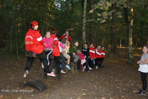 Jung und Alt beim Wippen (Foto: Olaf Schwarz)